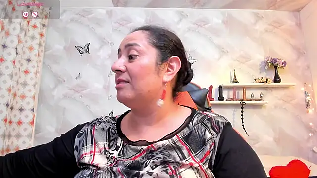 agathaxxx-69 online show from November 4, 2025, 7:57 pm