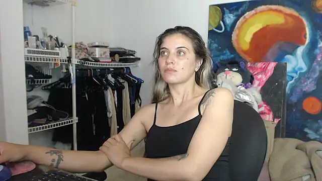 mariecam420 online show from October 24, 2025, 5:26 am