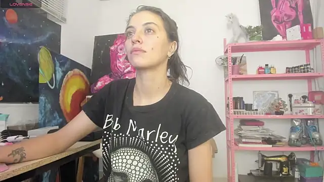 Snapshot of mariecam420 chatting on March 19, 2026, 2:21 pm mariecam420 online show from March 19, 2026, 2:21 pm