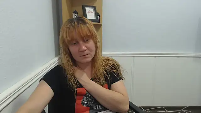 Snapshot of JosieJun_ chatting on July 9, 2026, 6:45 pm JosieJun online show from July 9, 2026, 6:45 pm