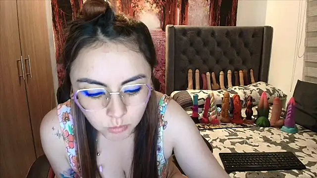 sofia23dirty online show from July 6, 2026, 10:23 pm