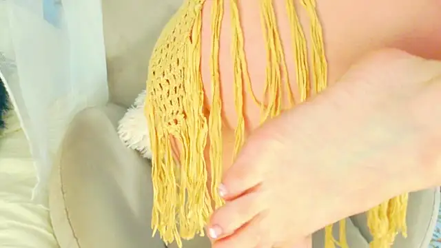 magali 19 online show from April 2, 2026, 12:19 am