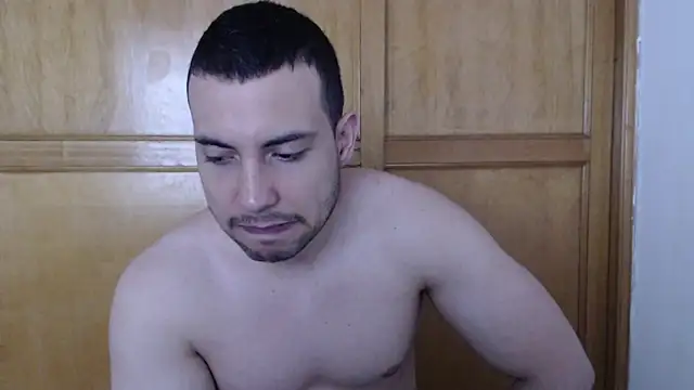 Snapshot of Armando_2002 chatting on June 4, 2026, 4:02 pm Armando 2002 online show from June 4, 2026, 4:02 pm