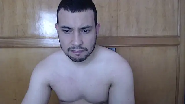 Snapshot of Armando_2002 chatting on June 12, 2026, 5:56 pm Armando 2002 online show from June 12, 2026, 5:56 pm