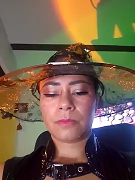 MistressSlut1 online show from April 11, 2026, 11:03 am