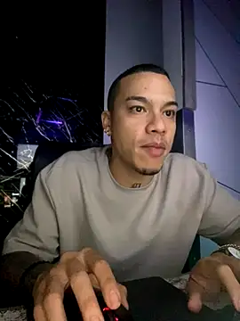 Snapshot of BestMasterForYou chatting on October 17, 2025, 5:43 am BestMasterForYou online show from October 17, 2025, 5:43 am