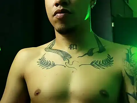 Snapshot of BestMasterForYou chatting on December 18, 2025, 9:10 pm BestMasterForYou online show from December 18, 2025, 9:10 pm