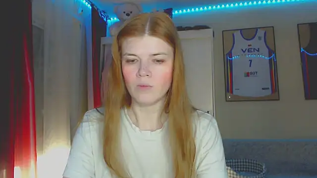 Snapshot of Klementa chatting on July 15, 2026, 6:24 pm Klementa online show from July 15, 2026, 6:24 pm