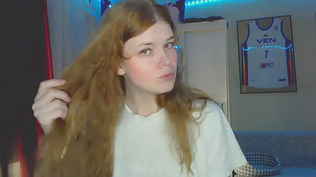 Snapshot of Klementa chatting on July 30, 2026, 6:18 pm Klementa online show from July 30, 2026, 6:18 pm