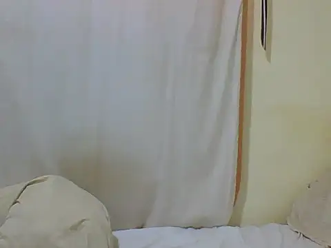 cute lavenda online show from May 13, 2026, 8:44 am