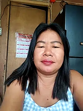 Snapshot of lickmepussy21 chatting on May 2, 2026, 10:37 pm lickmepussy21 online show from May 2, 2026, 10:37 pm