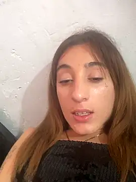 Snapshot of andreahhill chatting on November 3, 2025, 2:51 pm andreahhill online show from November 3, 2025, 2:51 pm