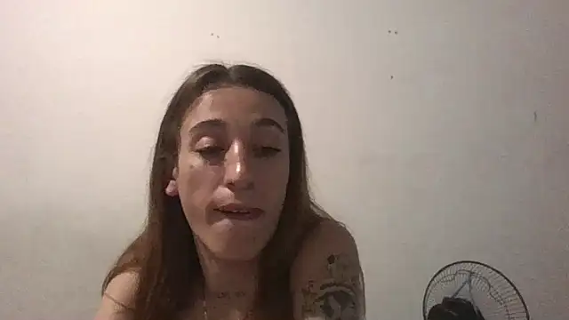 Snapshot of andreahhill chatting on November 28, 2025, 7:55 am andreahhill online show from November 28, 2025, 7:55 am