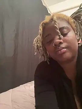 Indigo-love23 online show from December 30, 2024, 4:19 pm