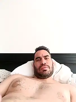 javiermarval83 online show from January 30, 2025, 7:48 pm