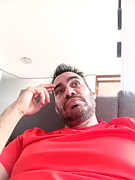 javiermarval83 online show from February 1, 2025, 10:13 pm