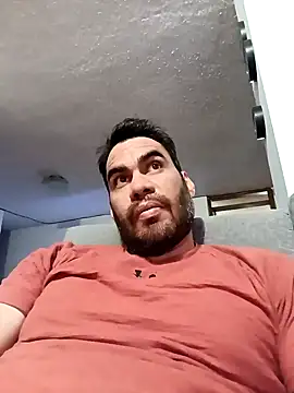 javiermarval83 online show from February 12, 2025, 12:05 am