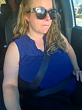 julimonroe online show from November 13, 2025, 5:56 pm