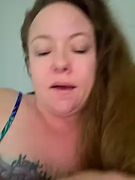 julimonroe online show from April 8, 2026, 11:10 am