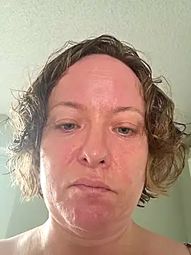 julimonroe online show from May 2, 2026, 1:38 pm