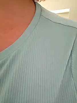 julimonroe online show from May 13, 2026, 1:52 pm