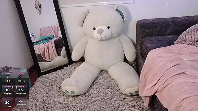 Snapshot of Lia_Tinez chatting on September 20, 2025, 11:17 pm Lia Tinez online show from September 20, 2025, 11:17 pm