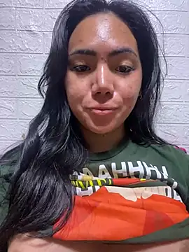 Snapshot of Martha_pookerxxx chatting on January 12, 2025, 10:12 pm Martha pookerxxx online show from January 12, 2025, 10:12 pm