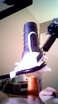 Snapshot of funcock78 chatting on December 20, 2025, 3:24 am funcock78 online show from December 20, 2025, 3:24 am