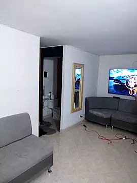 escalofrianti online show from October 4, 2025, 2:31 am