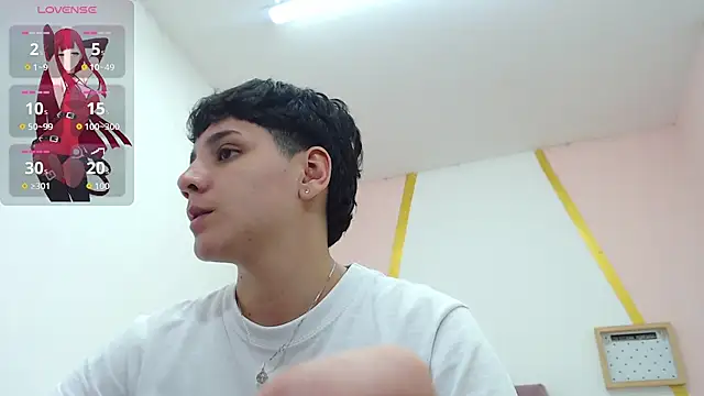 Snapshot of bad_giirl_ chatting on October 27, 2025, 6:12 pm bad giirl online show from October 27, 2025, 6:12 pm