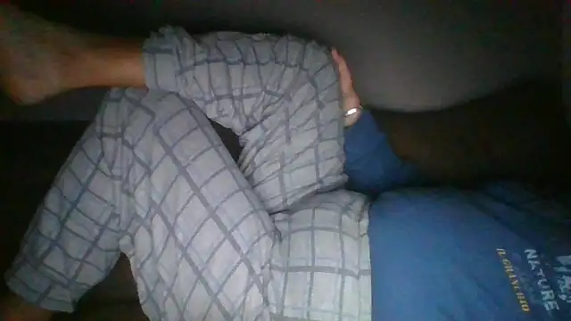 Snapshot of Anderrust chatting on December 21, 2025, 12:29 am Anderrust online show from December 21, 2025, 12:29 am