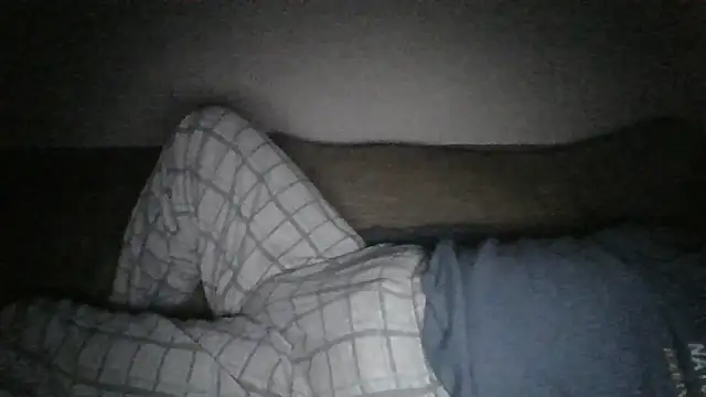 Snapshot of Anderrust chatting on December 22, 2025, 12:40 am Anderrust online show from December 22, 2025, 12:40 am