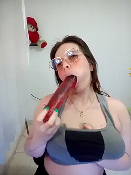 lorenitabella online show from March 29, 2026, 9:15 pm