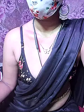 Snapshot of XBHUUME chatting on February 8, 2025, 8:21 pm XBHUUME online show from February 8, 2025, 8:21 pm