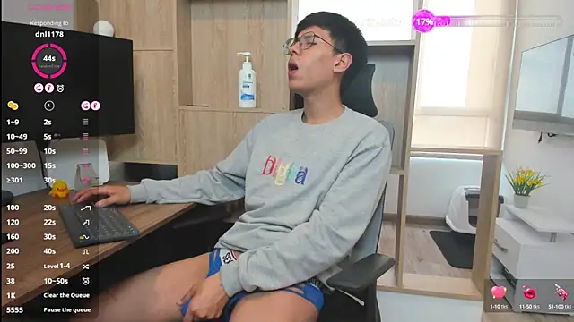 Snapshot of Jacob-Evans_ chatting on January 11, 2025, 8:10 pm Jacob-Evans online show from January 11, 2025, 8:10 pm