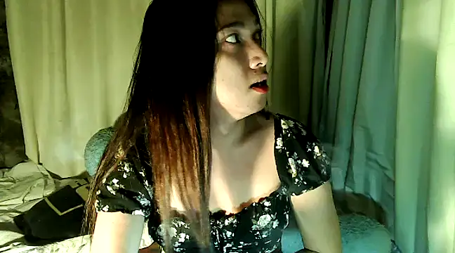 Snapshot of AngelaDivaa chatting on January 14, 2025, 9:56 am AngelaDivaa online show from January 14, 2025, 9:56 am