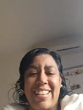 Molly newman6 online show from December 18, 2025, 9:59 am