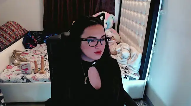 Snapshot of Goddess_Sarah chatting on December 11, 2024, 7:57 pm Goddess Sarah online show from December 11, 2024, 7:57 pm