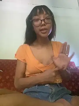 Karmakuro online show from September 22, 2025, 8:22 pm