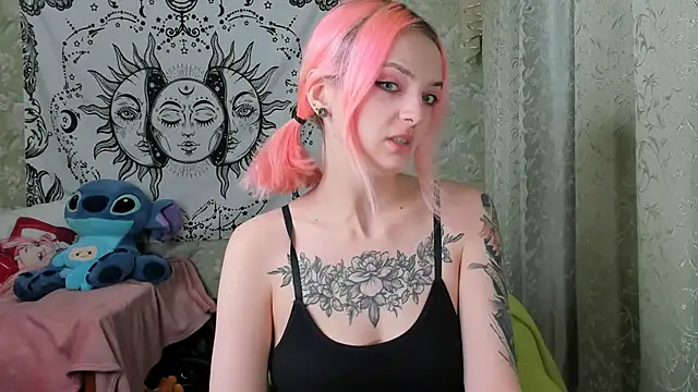 Cutie Adelia online show from December 7, 2024, 11:51 am