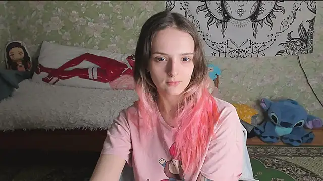 Cutie Adelia online show from April 12, 2026, 11:59 am