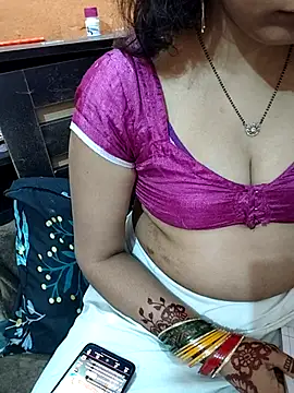 Diya 143 online show from April 10, 2026, 7:18 pm