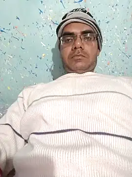 ajayraj0000 online show from December 5, 2025, 7:32 pm