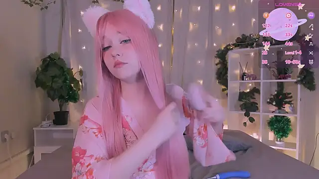 Snapshot of IrmaBell chatting on December 19, 2024, 9:17 pm IrmaBell online show from December 19, 2024, 9:17 pm