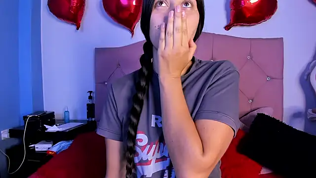 brenda moris01 online show from January 14, 2026, 5:29 pm