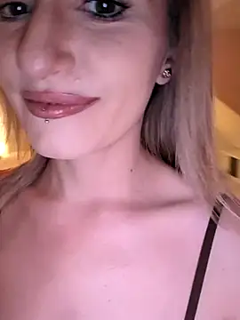 GangBangKitty online show from November 14, 2025, 4:17 pm