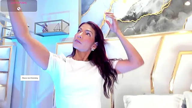 HannaPetit online show from March 14, 2026, 7:08 pm