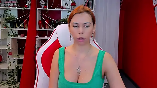 Snapshot of KateCloud chatting on December 22, 2024, 4:48 pm KateCloud online show from December 22, 2024, 4:48 pm