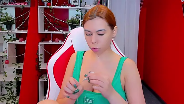 Snapshot of KateCloud chatting on January 2, 2025, 5:07 pm KateCloud online show from January 2, 2025, 5:07 pm