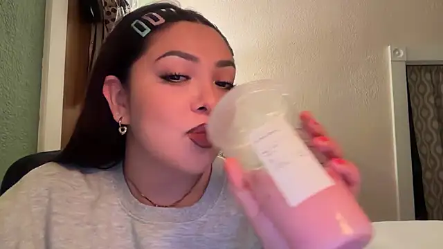 nativepumpkin95 online show from February 6, 2026, 12:48 am